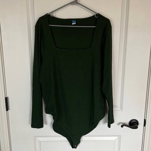 NWT Old Navy Square Neck Ribbed Green Bodysuit. - Picture 1 of 5